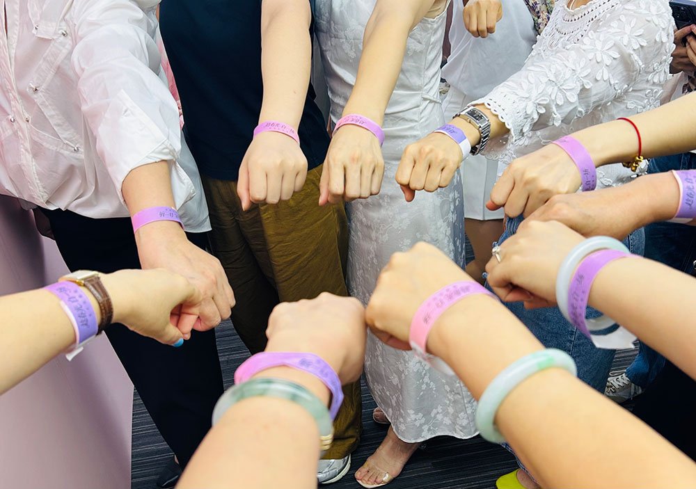 Tyvek Event Wristbands Show