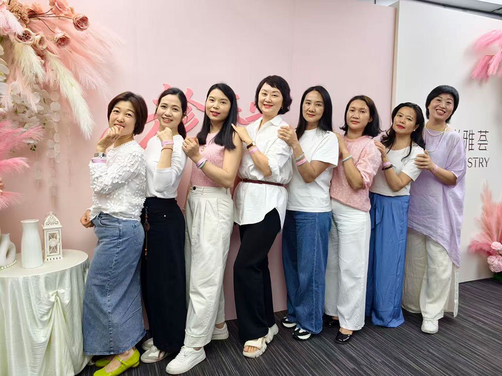 Tyvek Wristbands for beauty care